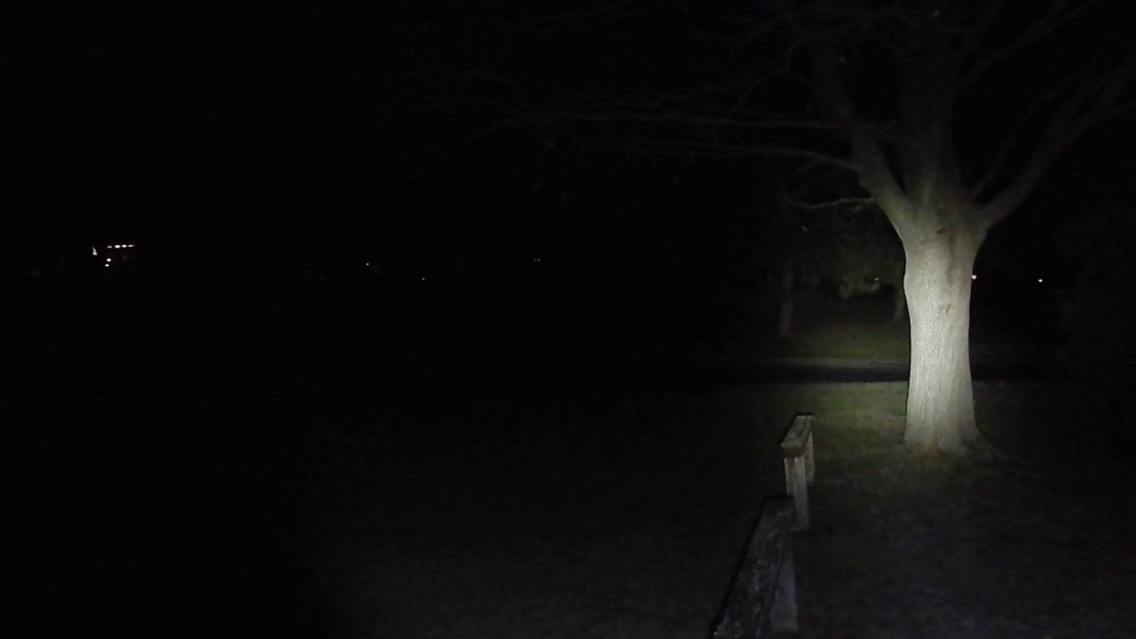 Streamlight LED flashlight beams outside! COMPARISON