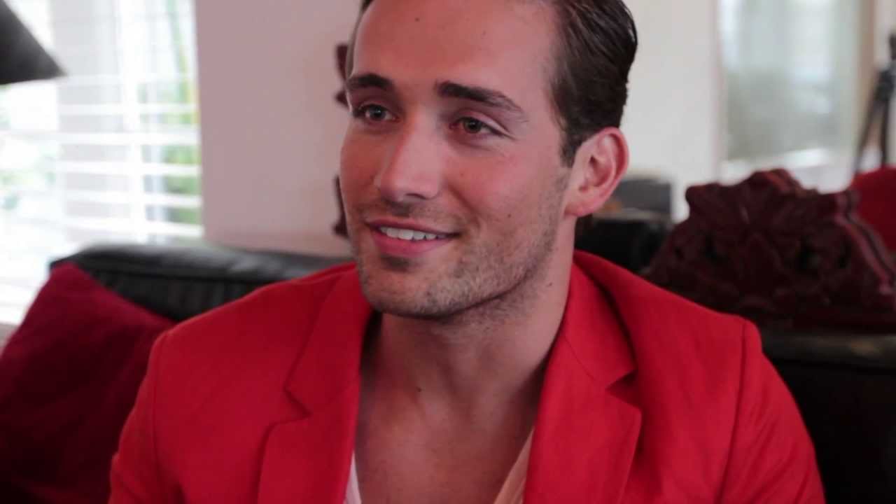 Venue Magazine Cover Shoot: Mauricio Henao