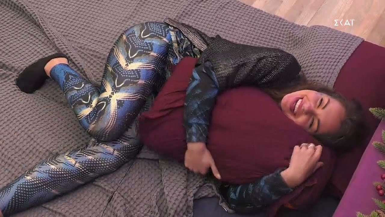 Big Brother | Ο Νίκος και η Ευδοκία  δίνουν και επίσημα το πρώτο τους φιλί | 16/12/2021