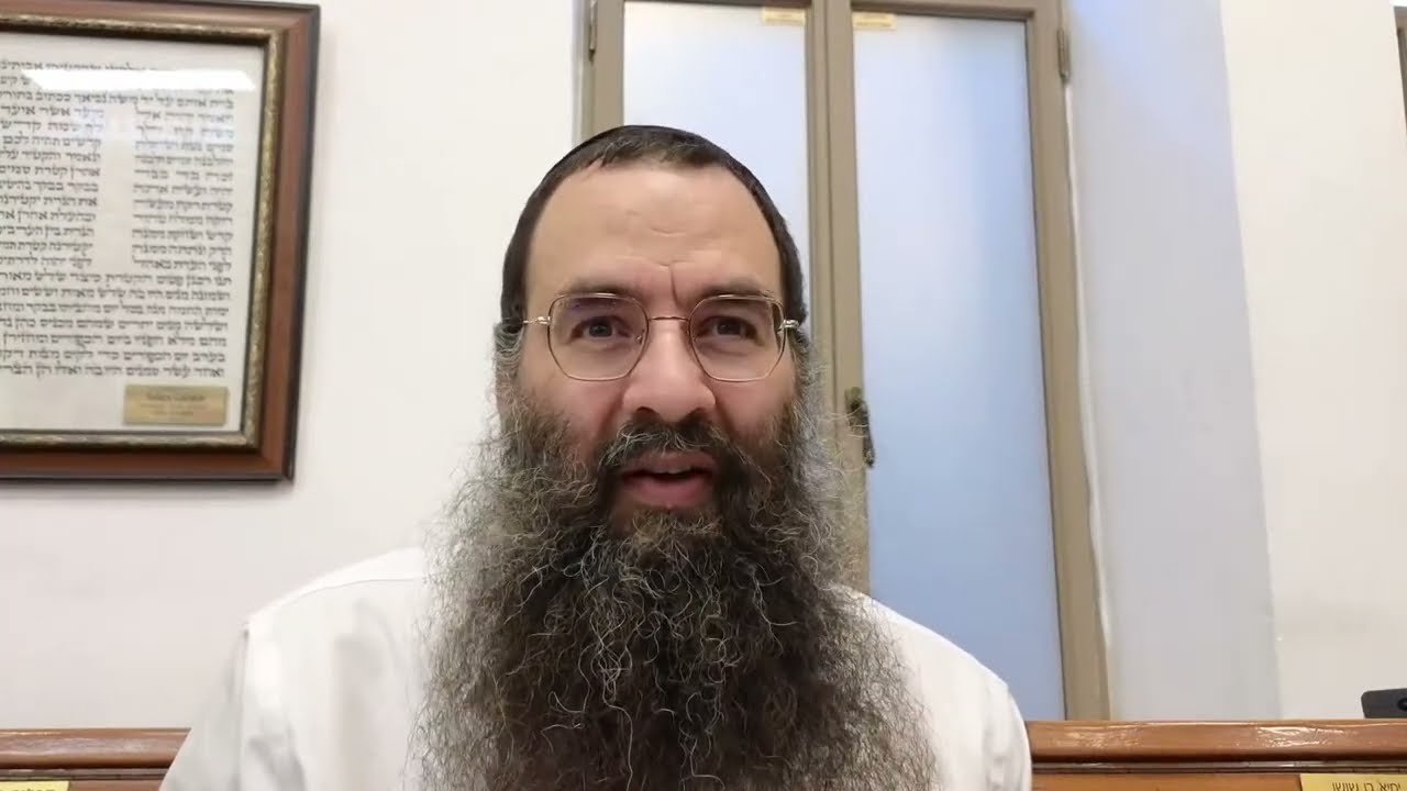 הרב עובדיה יוסף | הלכות יציאה מארץ ישראל | האם אפשר לצאת לחוץ לארץ לצורך טיול | כשרות המלונות |
