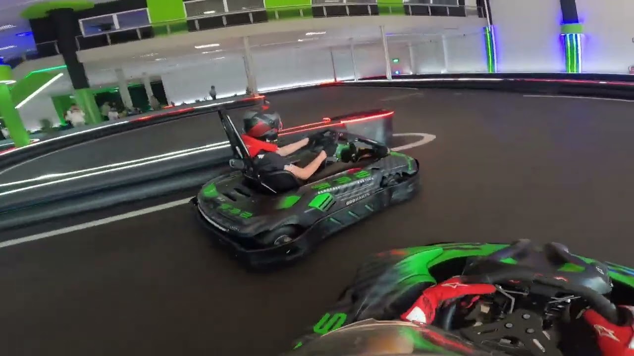 karting 932, campeonato con duelo épico!! 24'111.
