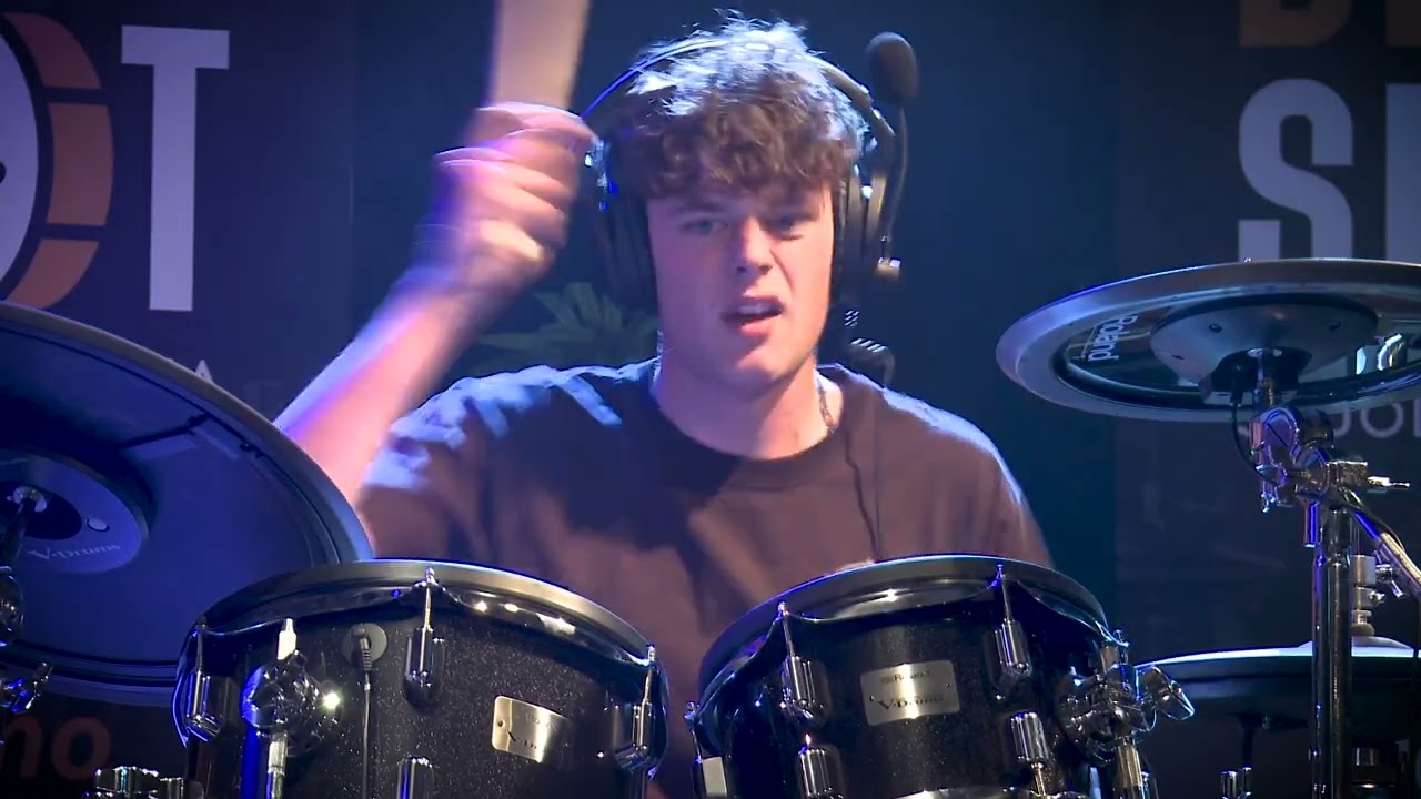 Aristide Invernizzi | Pretty young thing (Michael Jackson) | DrumSpot Saggio 2023