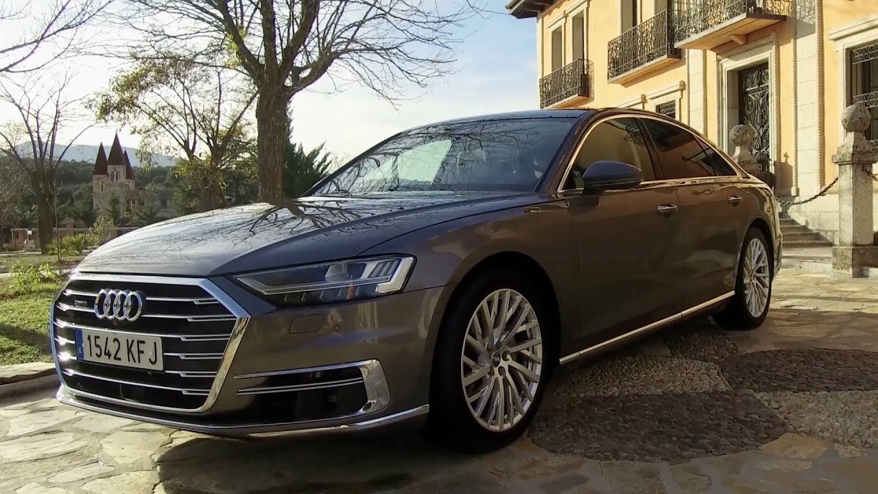 Al volante del Audi A8, un prodigio tecnológico que se adelanta al futuro - Centímetros Cúbicos
