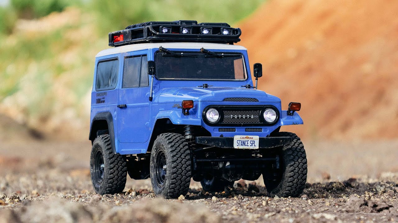 TAMIYA 1/10 R/C TOYOTA LC40 (CC-02 CHASSIS)