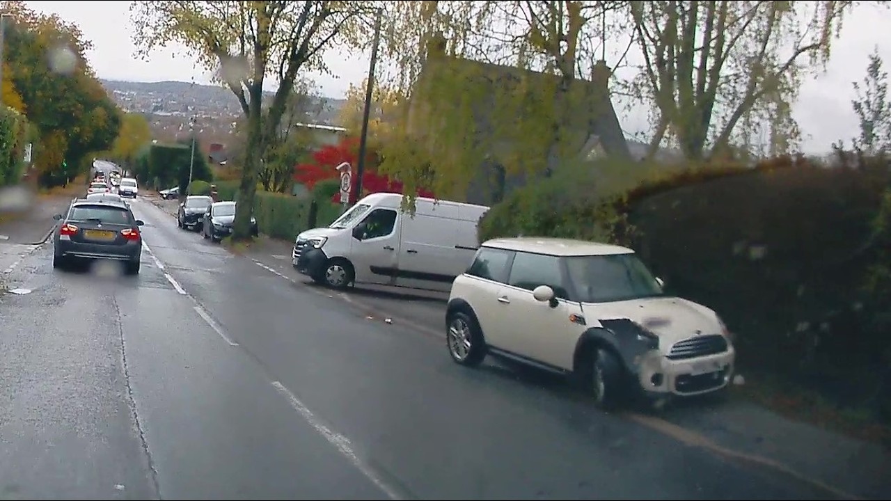 BFF #86 UK Dash Cam Compilation - Bad Drivers, Car Crash Aftermath, Classic Cars #dashcam #cars