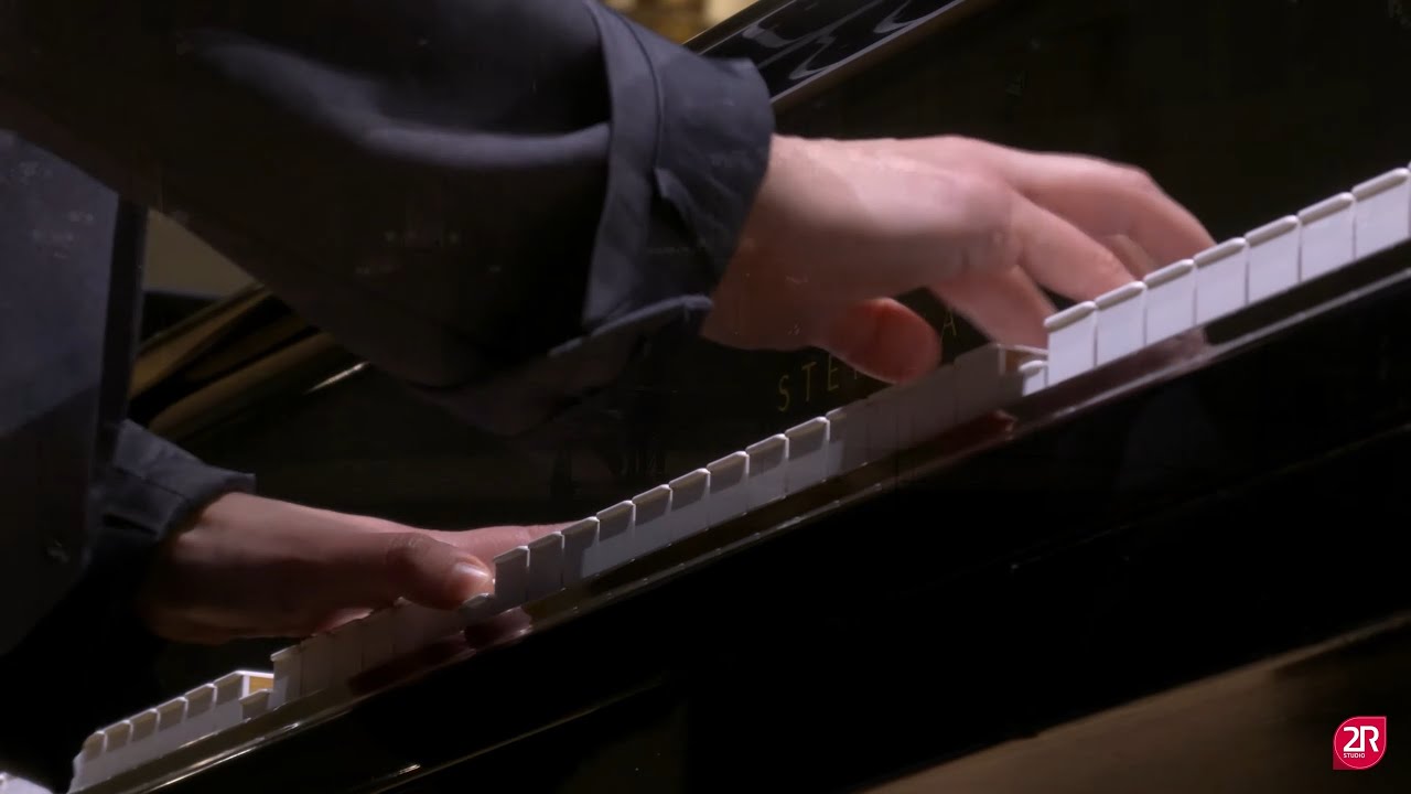 J. Haydn : Sonata in A-major Hob. XVI:12