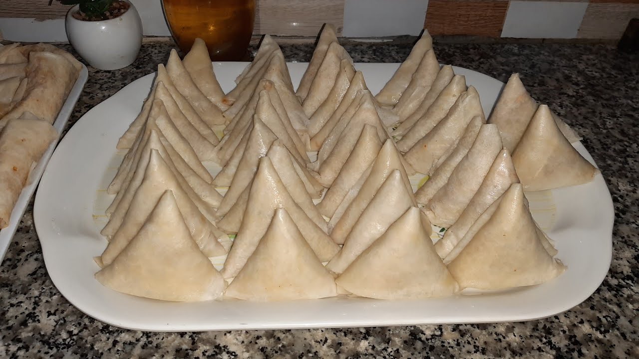 بريوات بالكفتة و الشعرية الصينية من ألذ و أسهل ما يكون و سريعين فالتحضير.