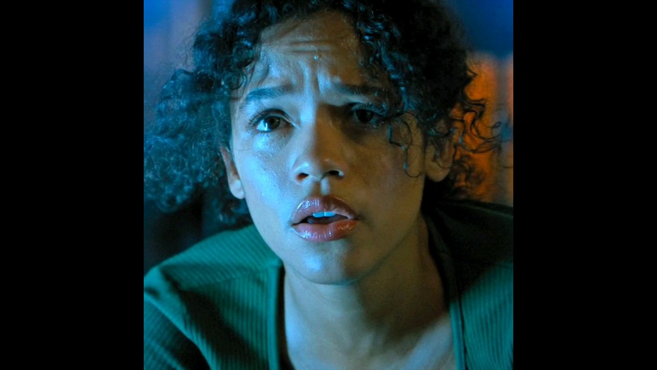 Zoey Davis.