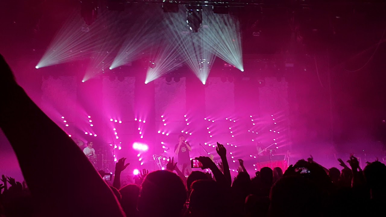 Mike Shinoda - Over again/Papercut [LIVE IN THE CROWD] Stadthalle Offenbach