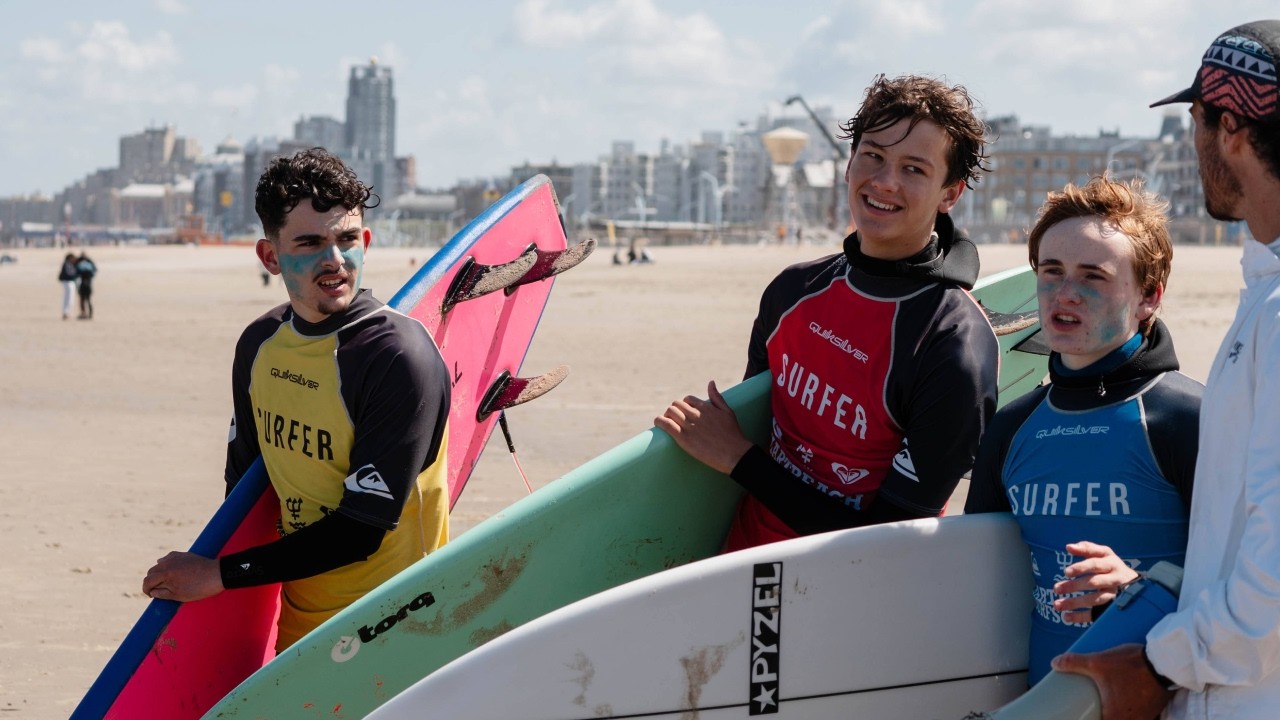 Hart Beach Young Rippers Surf Training