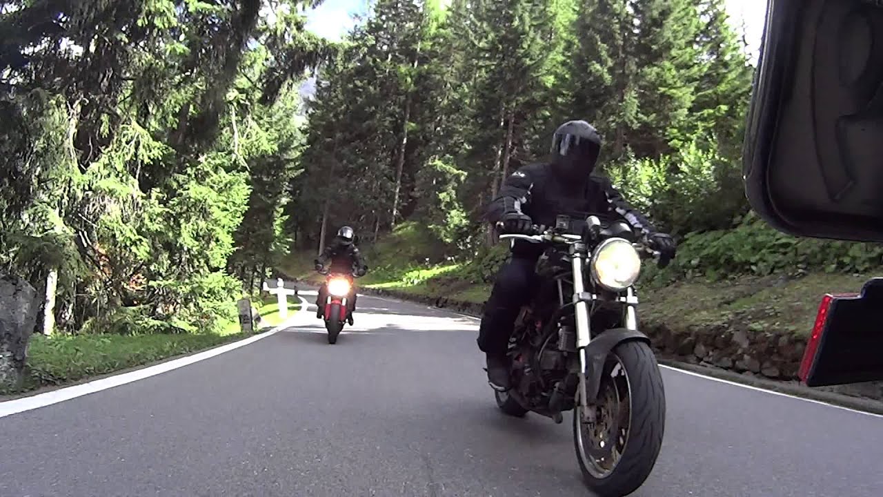stelvio pass mit Buell XB12ss Ducati Monster, Streetfighter und Moto Morini corsaro