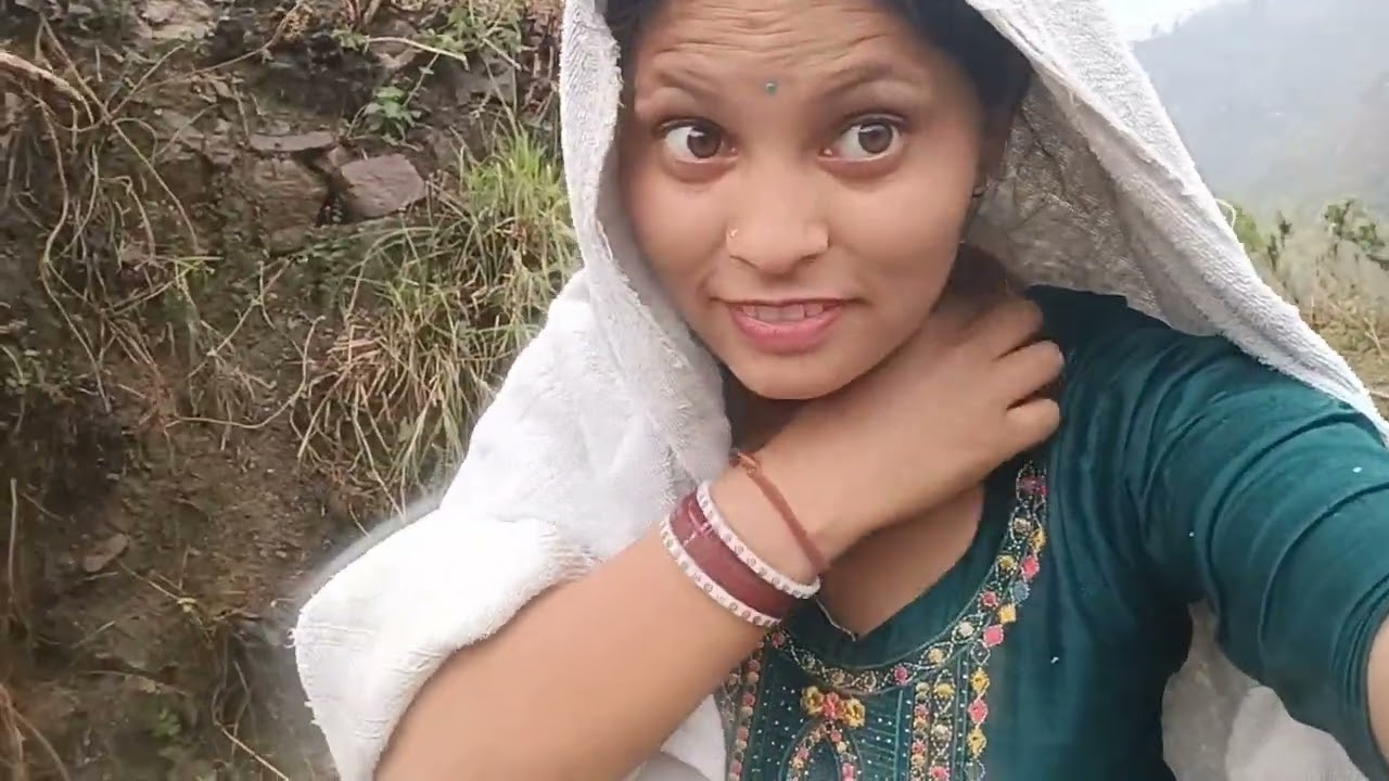 अदरक लगाने में कितनी मेहनत लगती है कितने सारे लोग आ रखे है@sonalinitinvlogs
