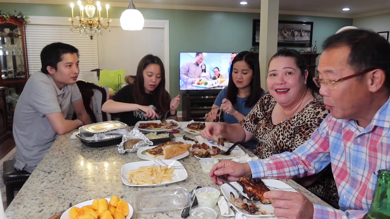 VLOG 691 ll Cháu Chánh chi Mạnh tay Đãi cả nhà Món ăn Mỹ ribeye Steak Món yêu thích của cháu ny