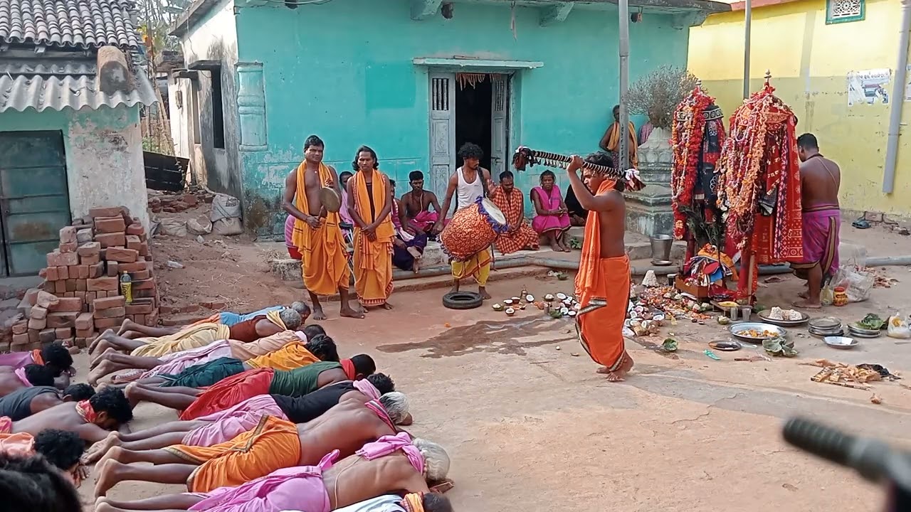 #ହରହର ମହାଦେବ କେନ୍ନେ ରହିଛ .. ସେବାକୁ ହାଜର ହୁଅ #maa dhakinkali kuliabahal danda#