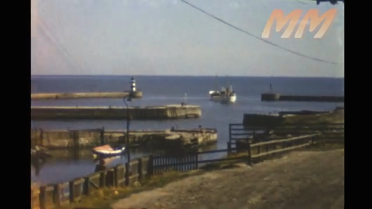 Farne Islands, Seaham, Whitby & Staithes 1977 old cine film 389