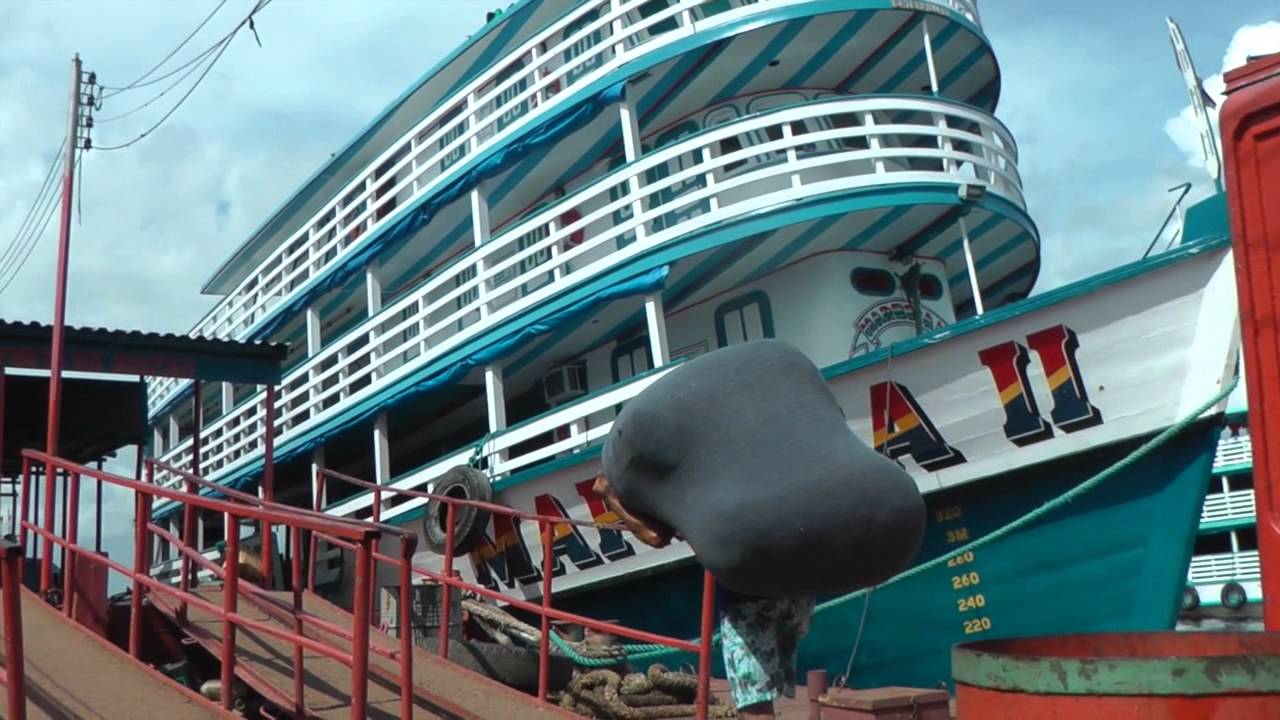 Manaus am Rio Negro (Roger R&uuml;egg)