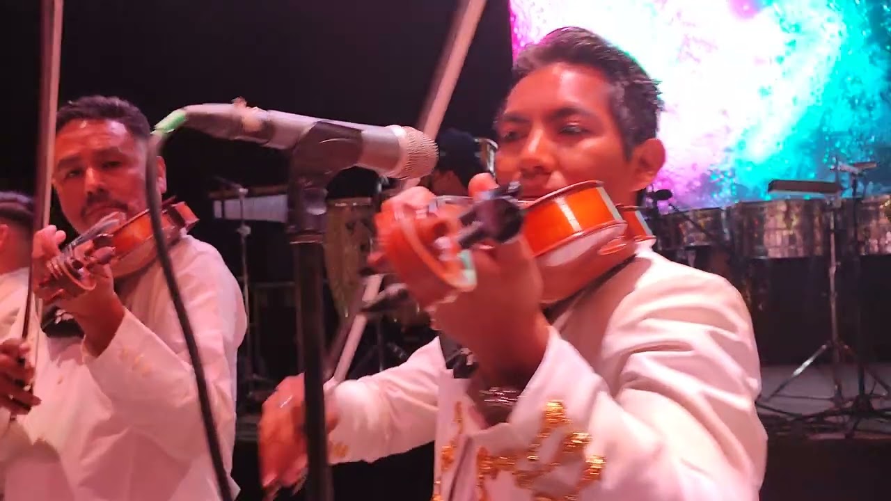 IRLANDA VALENZUELA CONCIERTO FERIA ROARITO 2022 (COMPLETO)