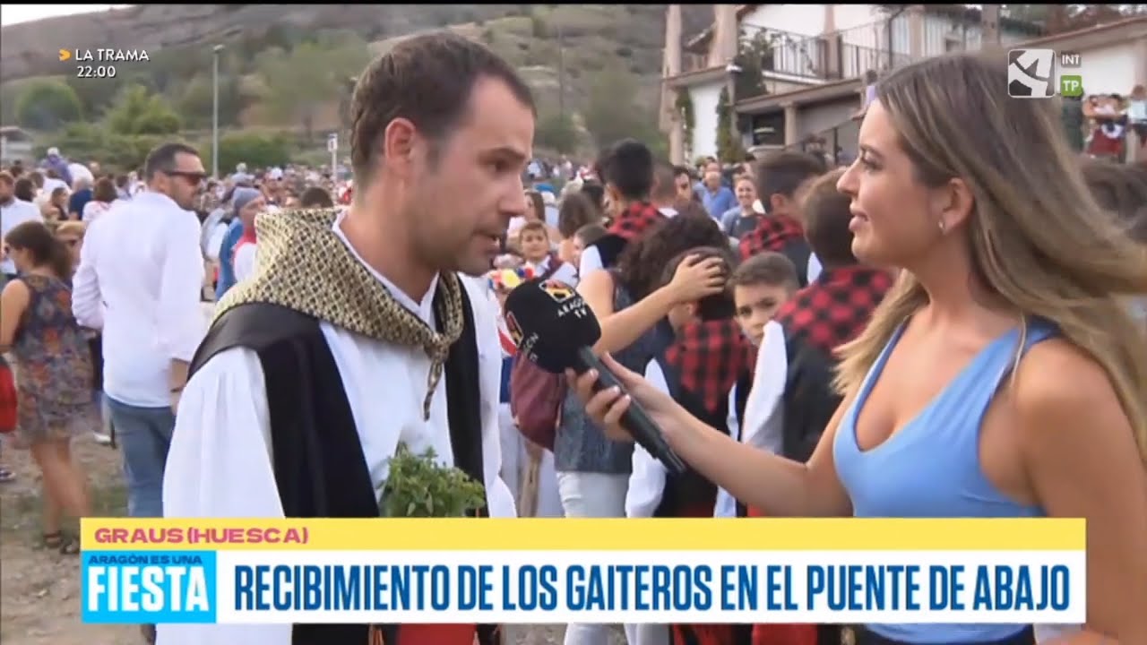Graus recibe a sus gaiteros en el puente de Abajo