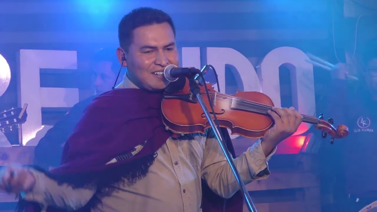Luis Flores - Vuelta al Pago (Cueca)