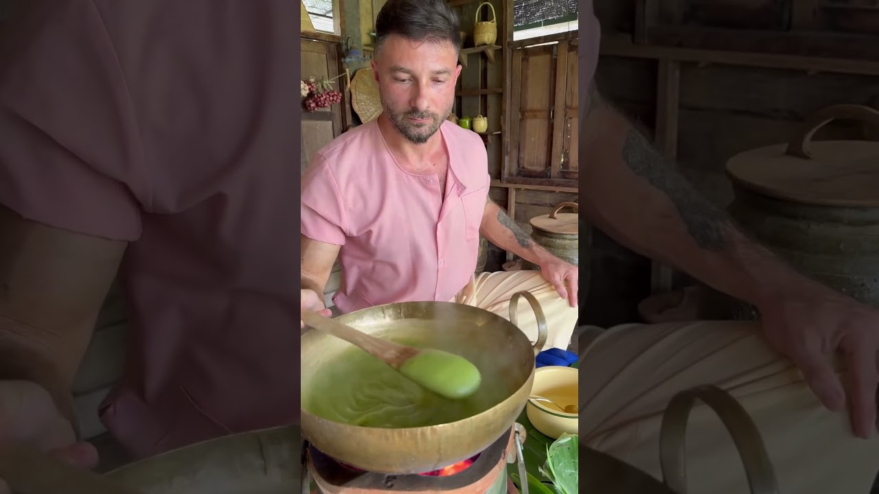 Khanom piak poon bai Toey. Pandanus Pudding #thailand #dessert #fyp #reels #shorts #shortsfeed