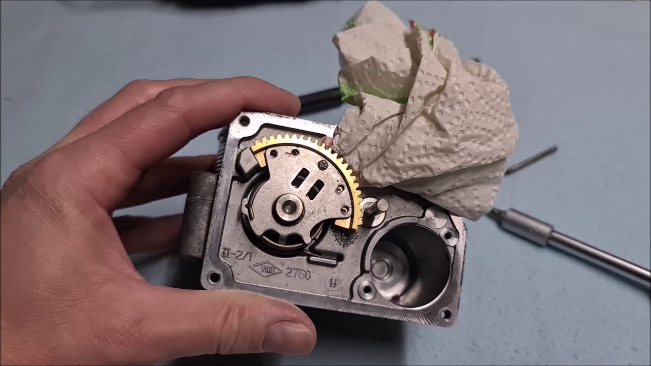 Drosselklappe reparieren von VW, Audi, Skoda. Repair of throttle valve from VW, Audi, Skoda.