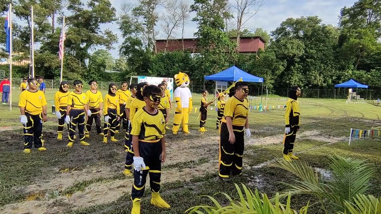 Sorakan Rumah Sukan Kuning