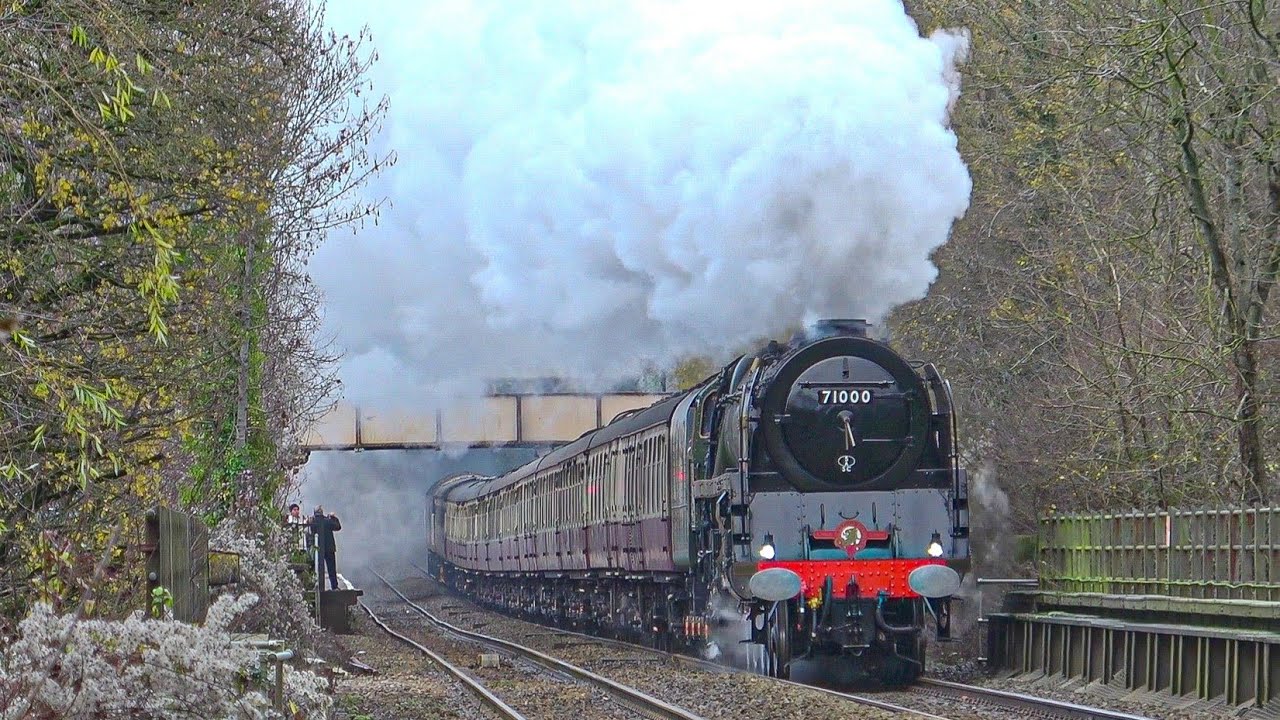 71000 speeds to the West! Duke of Gloucester works its first Saphos Tour to Bath Christmas Market. 