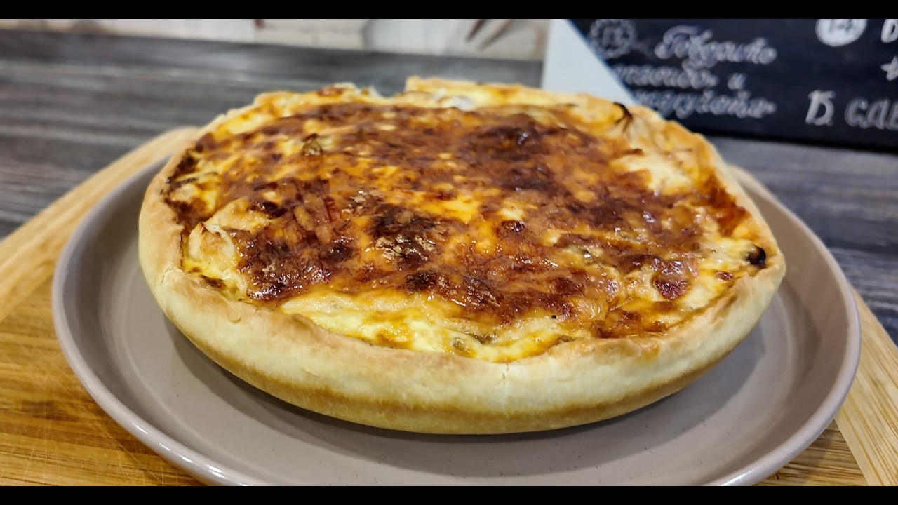 Пирог с курицей и грибами