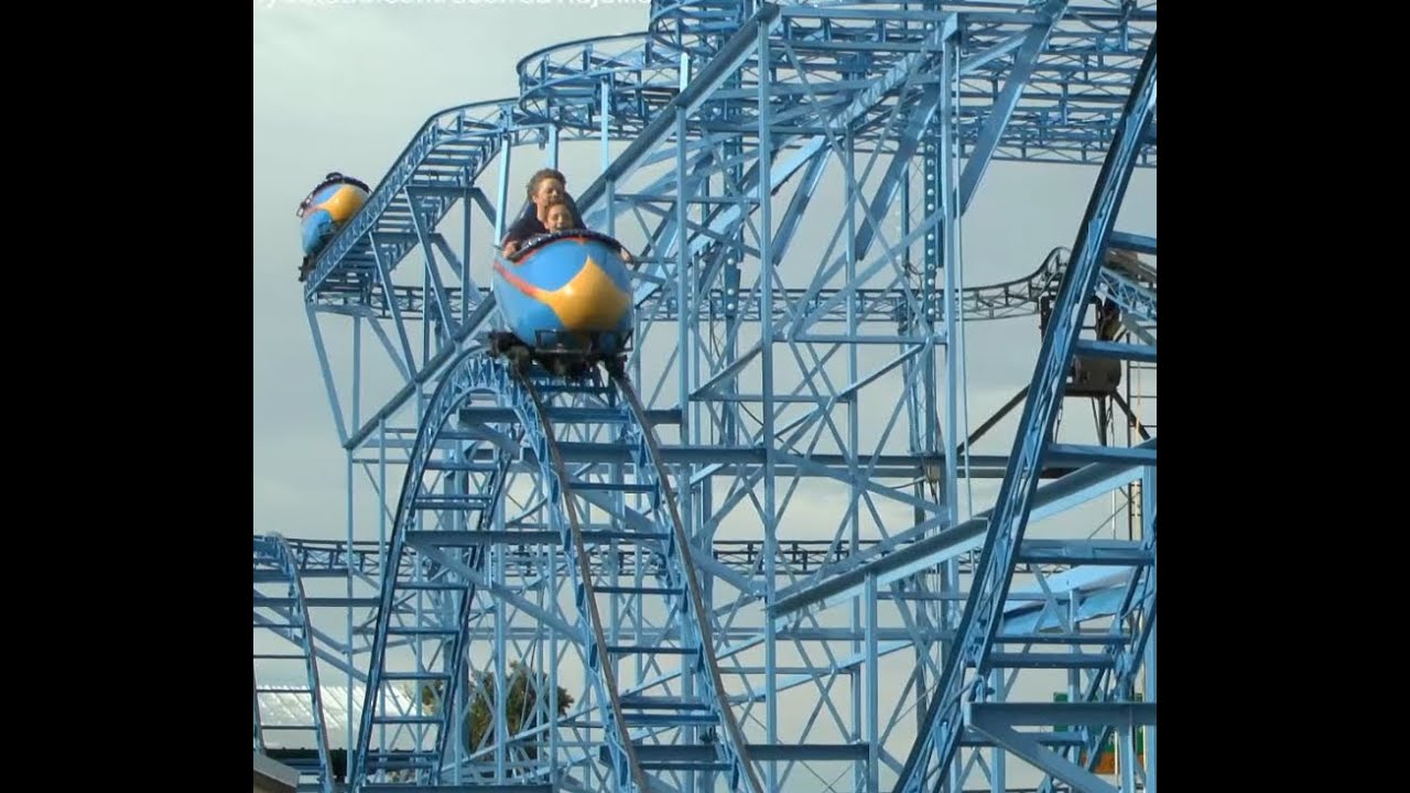 Cyclone - Wonderland Amusement Park (HD)