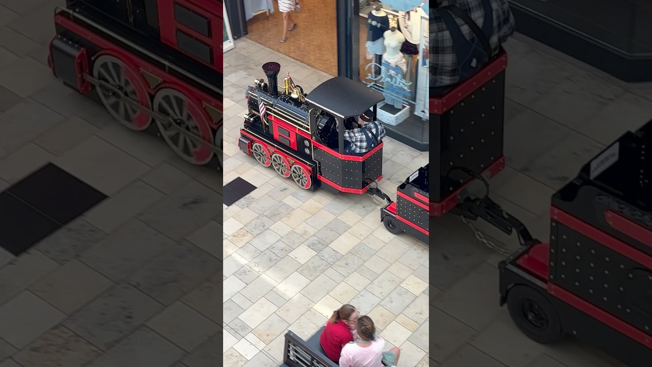 Mall choo choo #railtrack #railway #railwaycontent #train