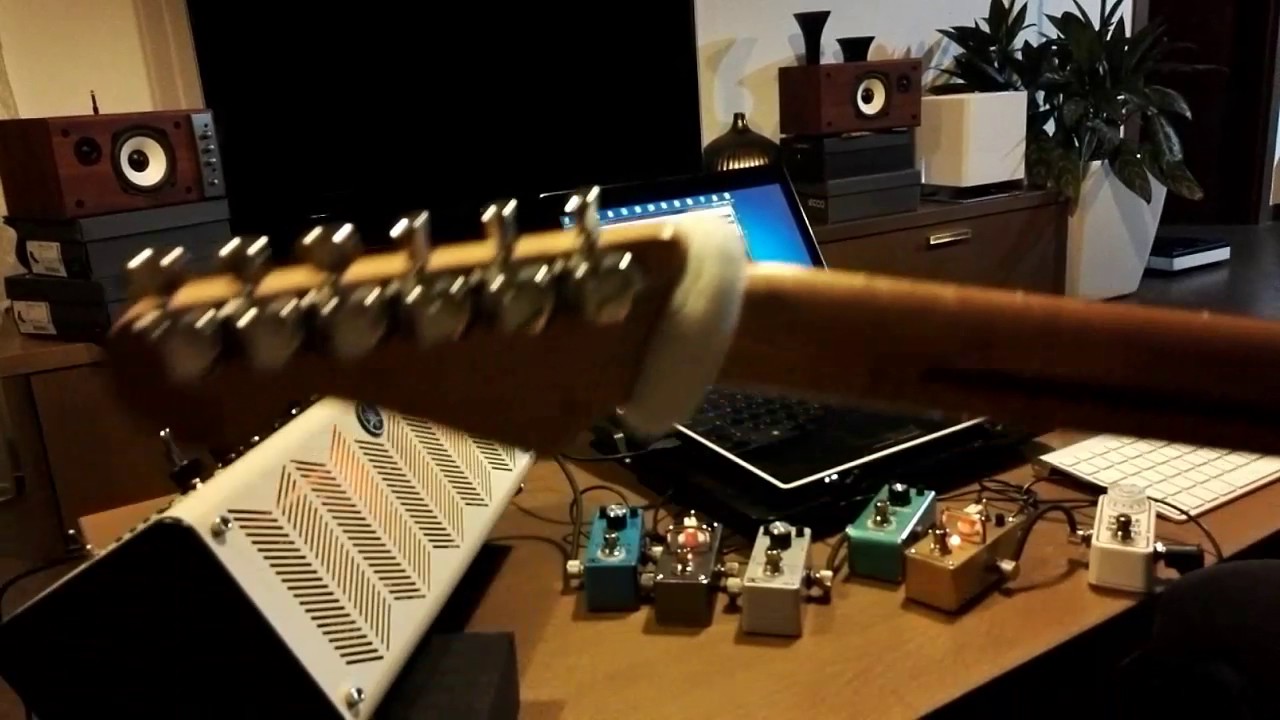 Yamaha THR10 with pedals
