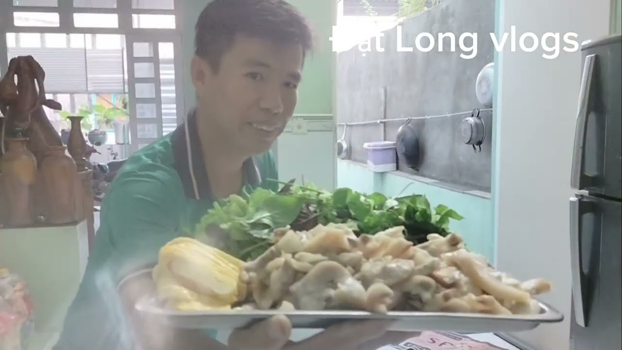 @ LỖ TAI HEO CUỐN BÁNH TRÁNG / ĐẠT LONG VLOGS