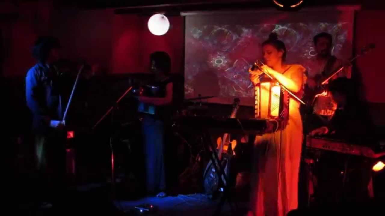 Tuyona - Recuerdos del sur (Barabajo, Santiago) @C&oacute;lera