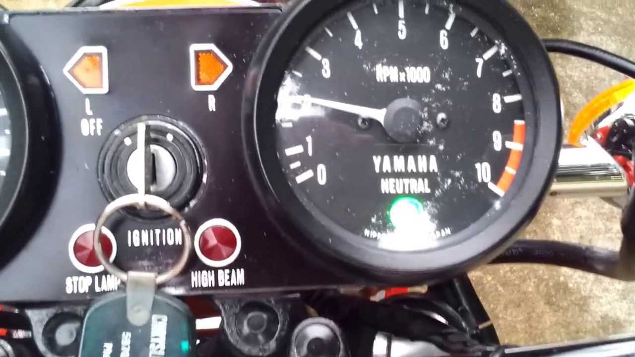 1975 Yamaha RD 350 unrestored