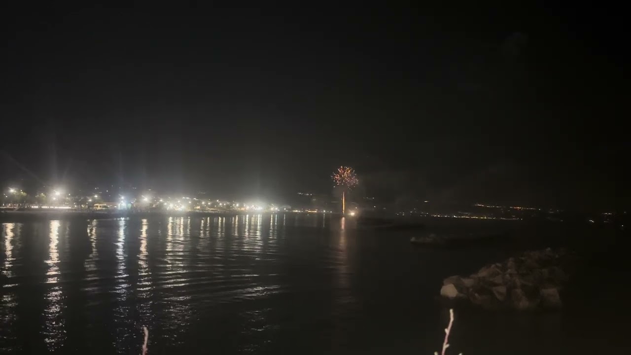 Fuochi d'artificio sul mare San Salvo 23/08/2024