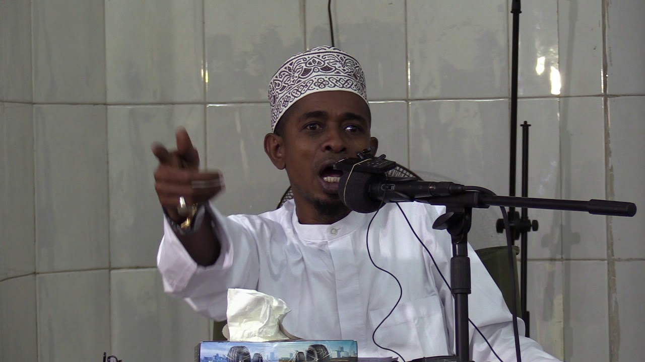 NAMNA YA KUTOA SADAKA