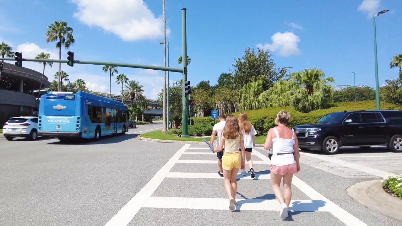 Walking to Universal CityWalk Orlando from International Premium Outlets · Florida Walk 4K