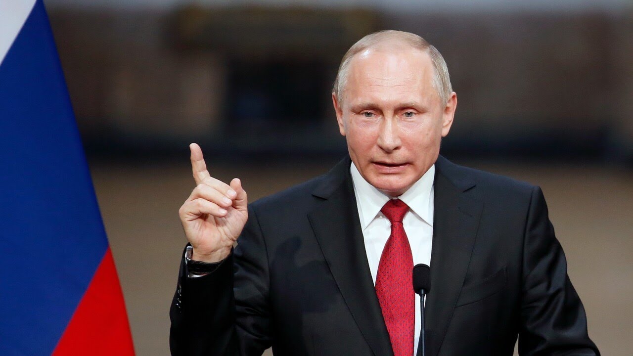 Vladimir Putin sworn in for fifth term