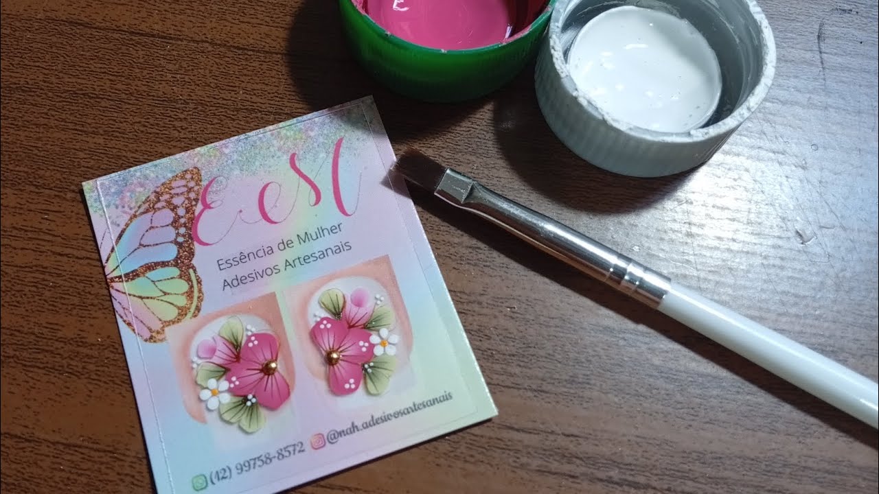 Adesivos delicados para unhas 💅🏻 #unhasdecoradas #unhas #unhaslindas #adesivosdeunhas #rendaextra 