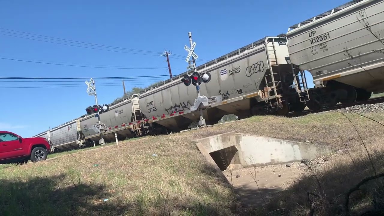 Northbound Union Pacific grain train at dittmar road in South Austin Texas on 3/17/26