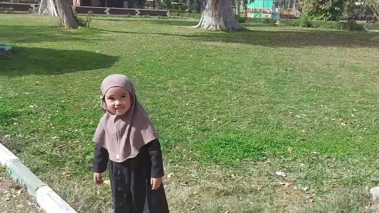 keliling  di taman qonatir mesir 