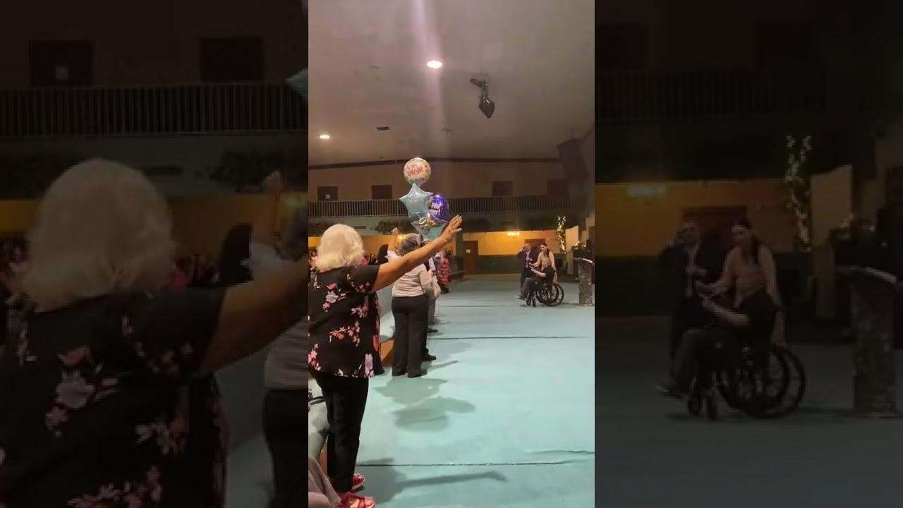 Pastor Paulino Bernal días antes de fallecer🙌🏻📖🕊 va a su iglesia