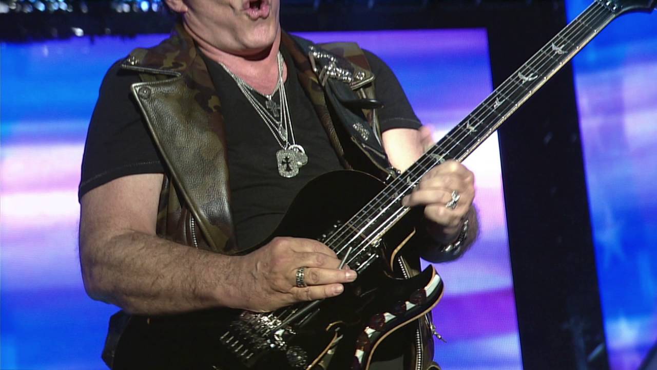 Neal Schon of Journey plays National Anthem