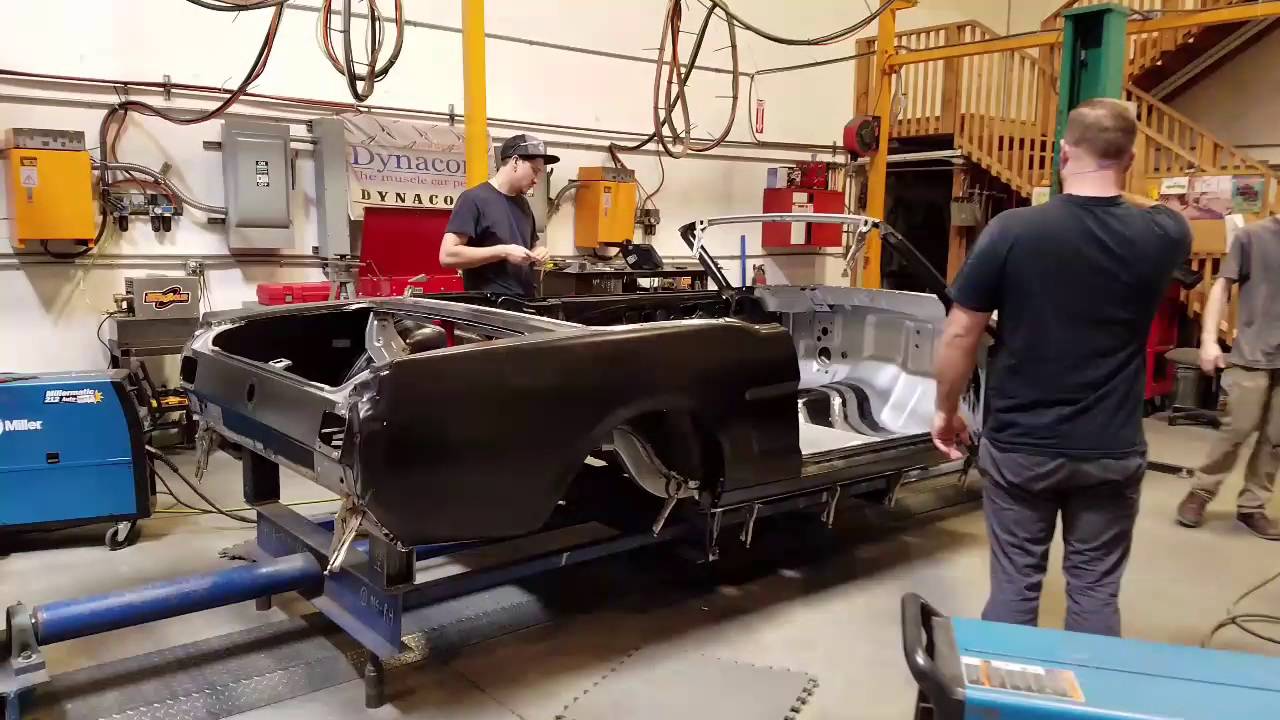 Dynacorn Classic Bodies Mustang Convertible