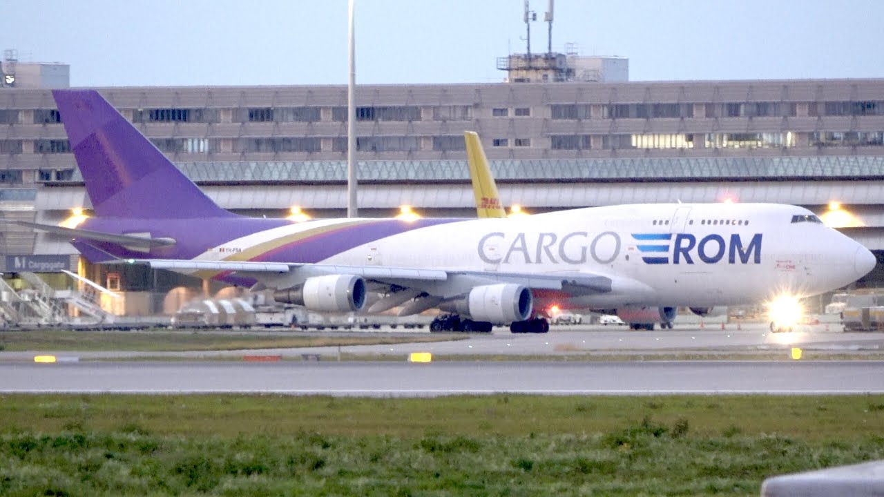 (4K) QUEEN Into The Night ROM Cargo Boeing 747-400BCF (YR-FSA) Late Departure at Munich Airport!
