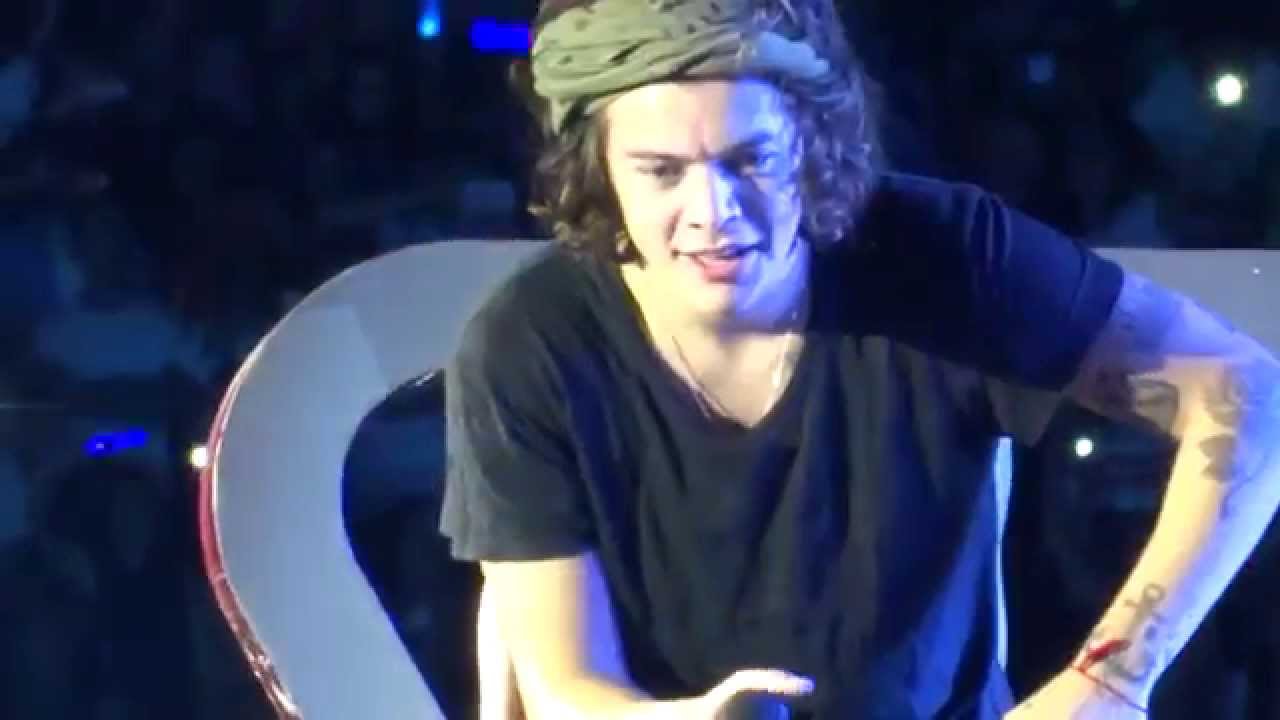 One Direction - Little Things - WWA Madrid 11/07/2014