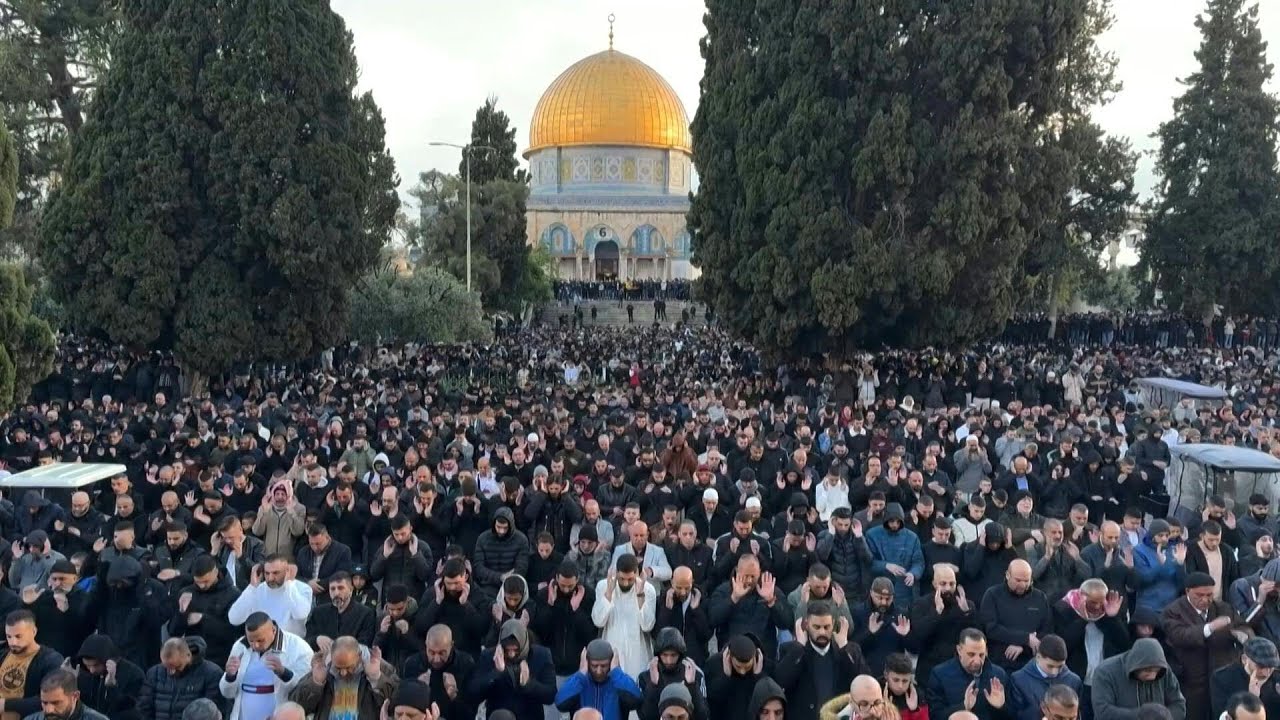 Morning prayers at Jerusalem's Al-Aqsa to mark Eid al-Fitr | AFP