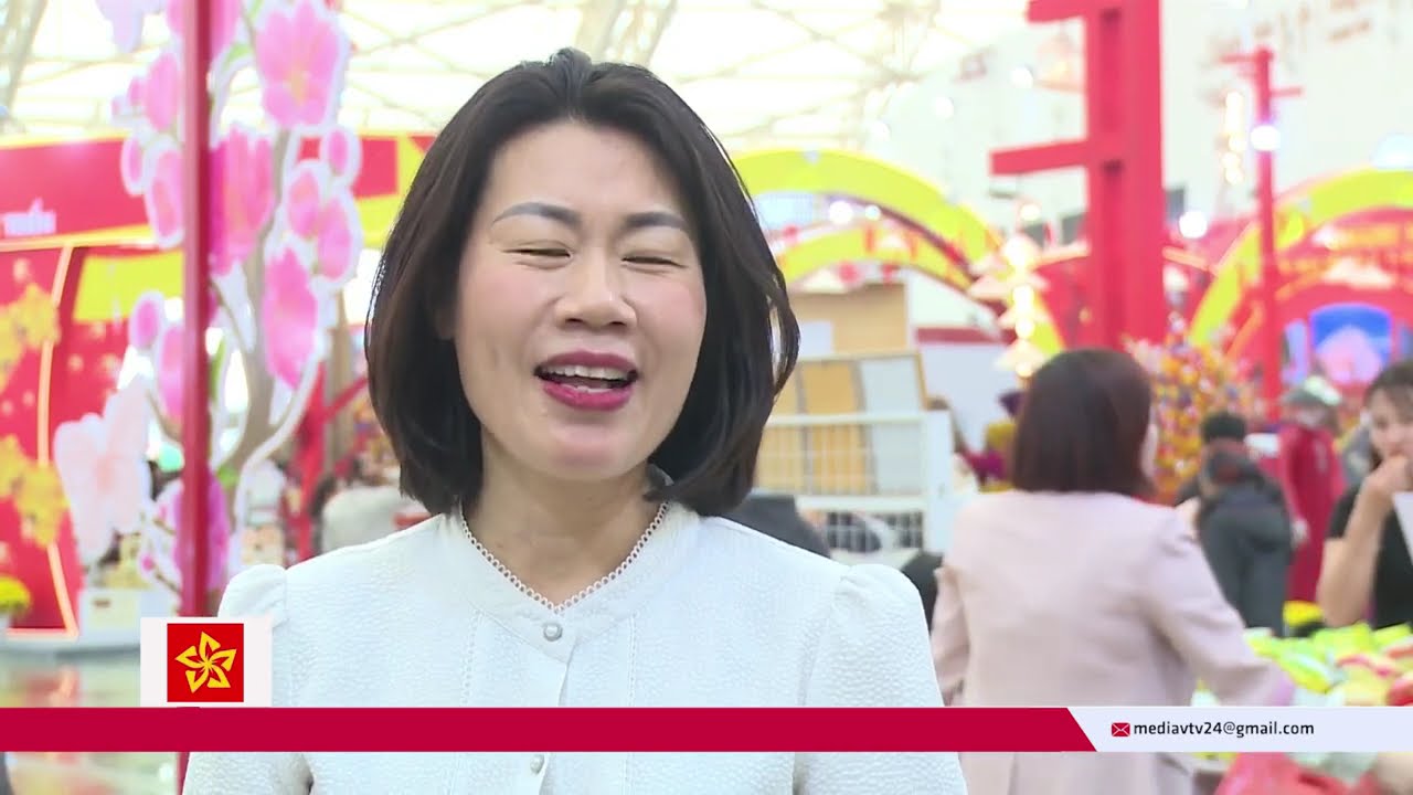 Thử thách sắm Tết chỉ với 2 triệu đồng tại Hội chợ Mùa Xuân 2026 | VTV24