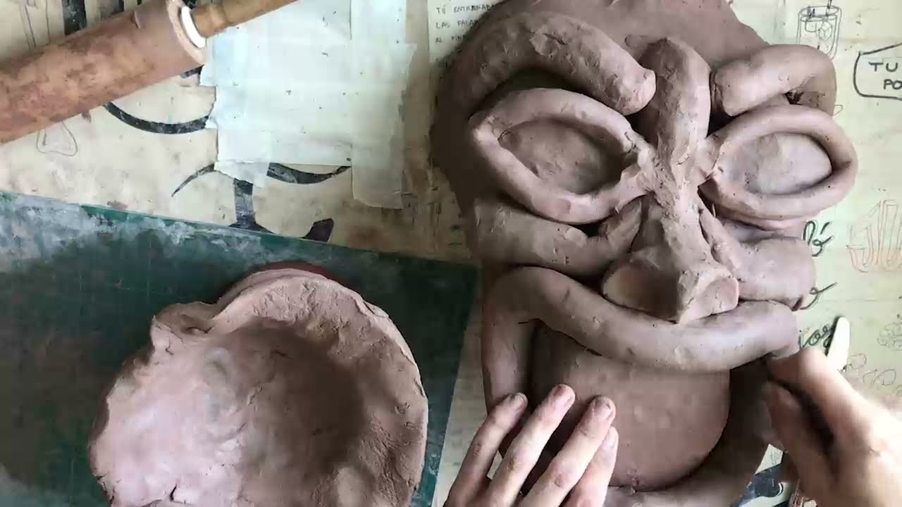 DISEÑO Y CONFECCIÓN DE MÁSCARA DE DIABLICO SUCIO PANAMEÑO
