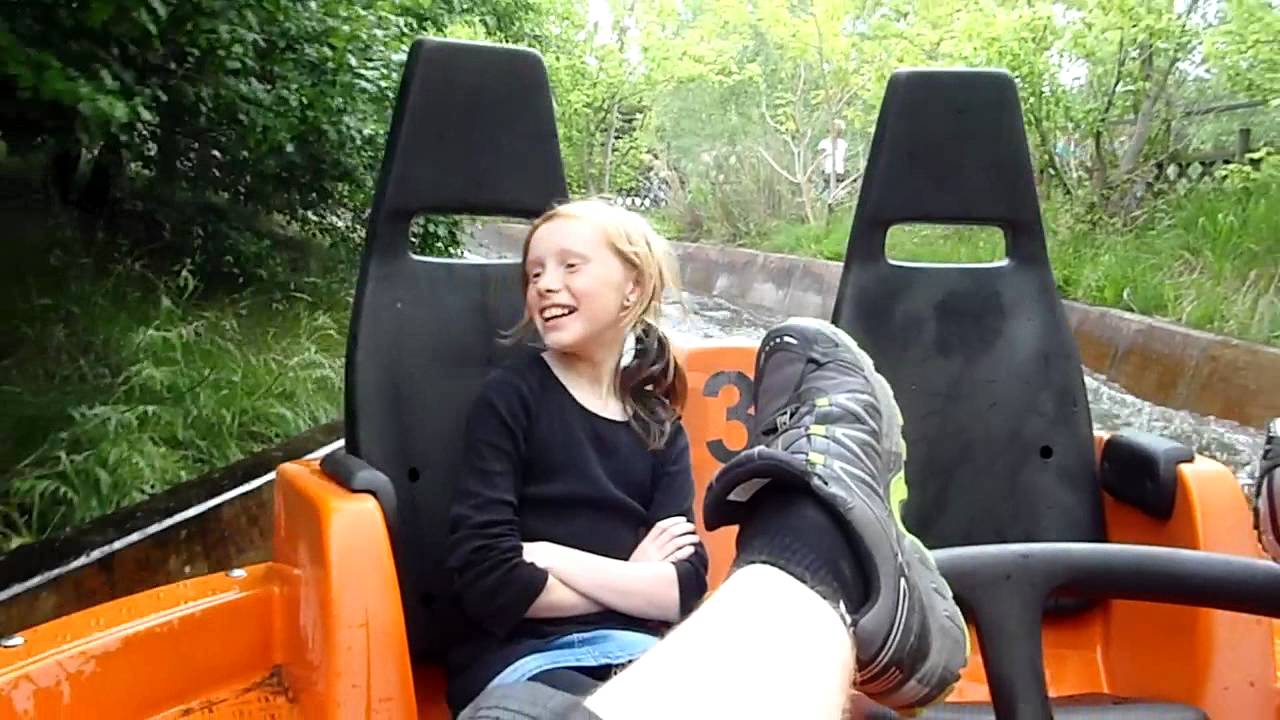 Bæver rafting Part 5 Sommer ferie Bonbonland 2011
